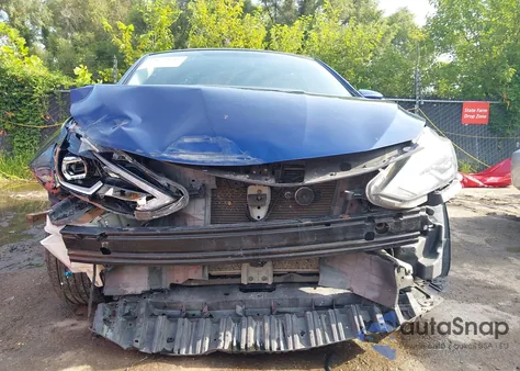 2017 Nissan Sentra Sr from USA, damaged, VIN 3N1AB7AP1HY240293